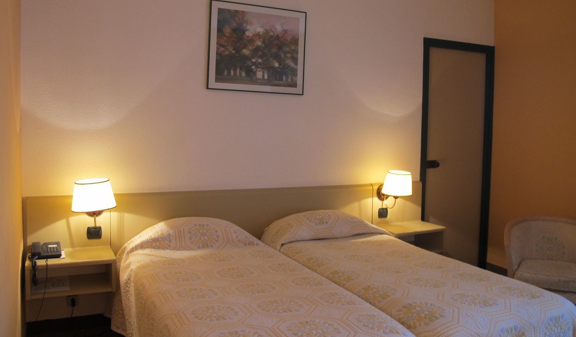 Holiday Inn Perpignan, An Ihg Hotel エクステリア 写真
